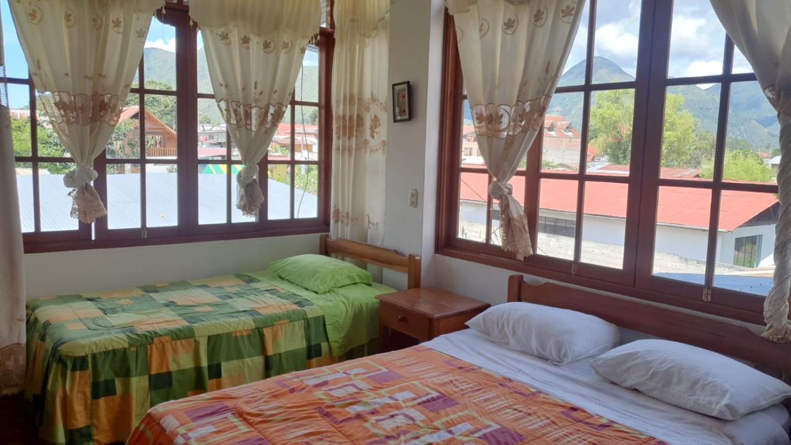 Hospedaje Olguita Oxapampa Extérieur photo